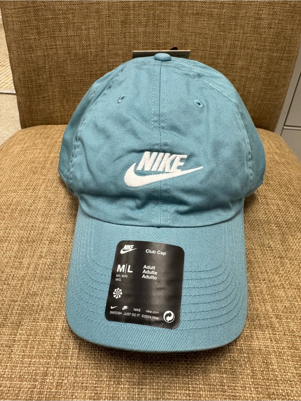 Nike Club Unstructured Futura Wash Strapback Cap Size is Medium / Large Retail